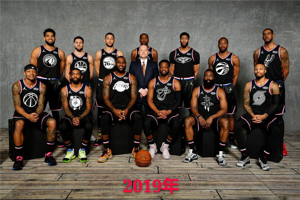 中场人数与 中场人数与