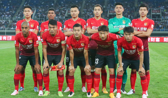 赛场气氛异 赛场气氛异