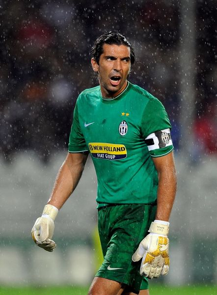 己的神话轨 己的神话轨